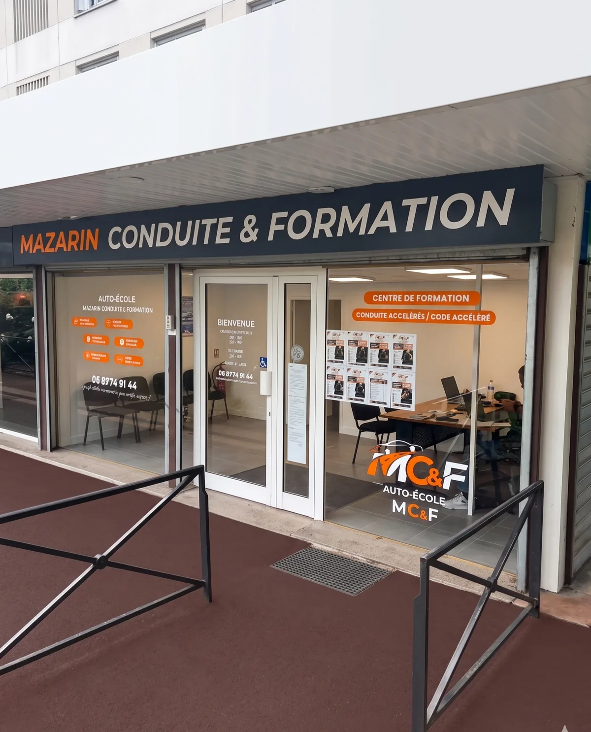 Façade de MAZARIN CONDUITE & FORMATION — 62 Rue de Gravigny, Chilly-Mazarin
